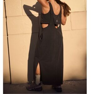 TWIST BACK MAXI